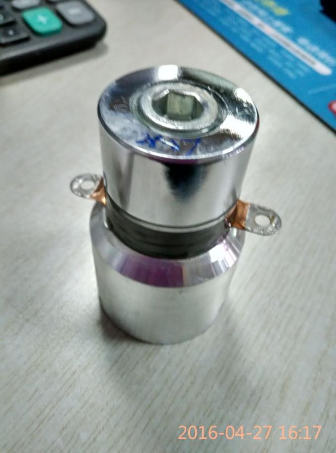 Il trasduttore ceramico piezo-elettrico ultrasonico 100W 60W sceglie la doppia frequenza multi-