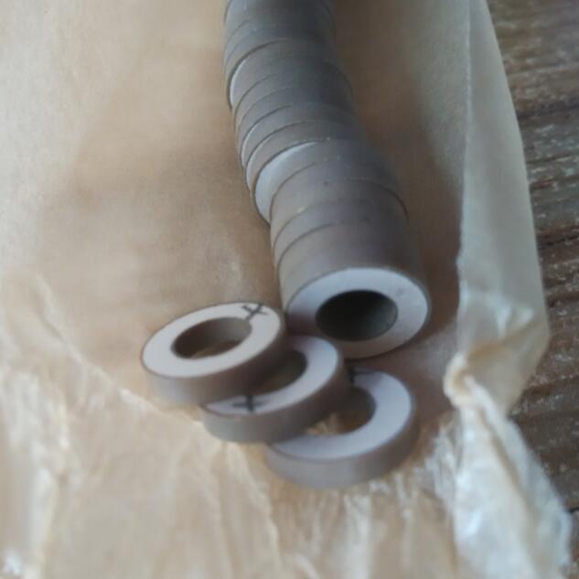 Anello piezoelettrico leggero dell'elemento/piatto ceramico piezoelettrico rotondo