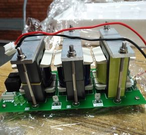 Generatore di frequenza ultrasonica ultrasonico dei circuiti del PWB che guida i trasduttori di pulizia ultrasonica