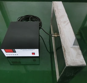 Trasduttore ultrasonico Immersible del generatore del contenitore di metallo per pulizia del carro armato