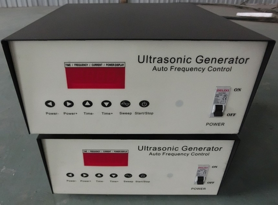 generatore di frequenza ultrasonica di comando digitale di 20khz per il pulitore